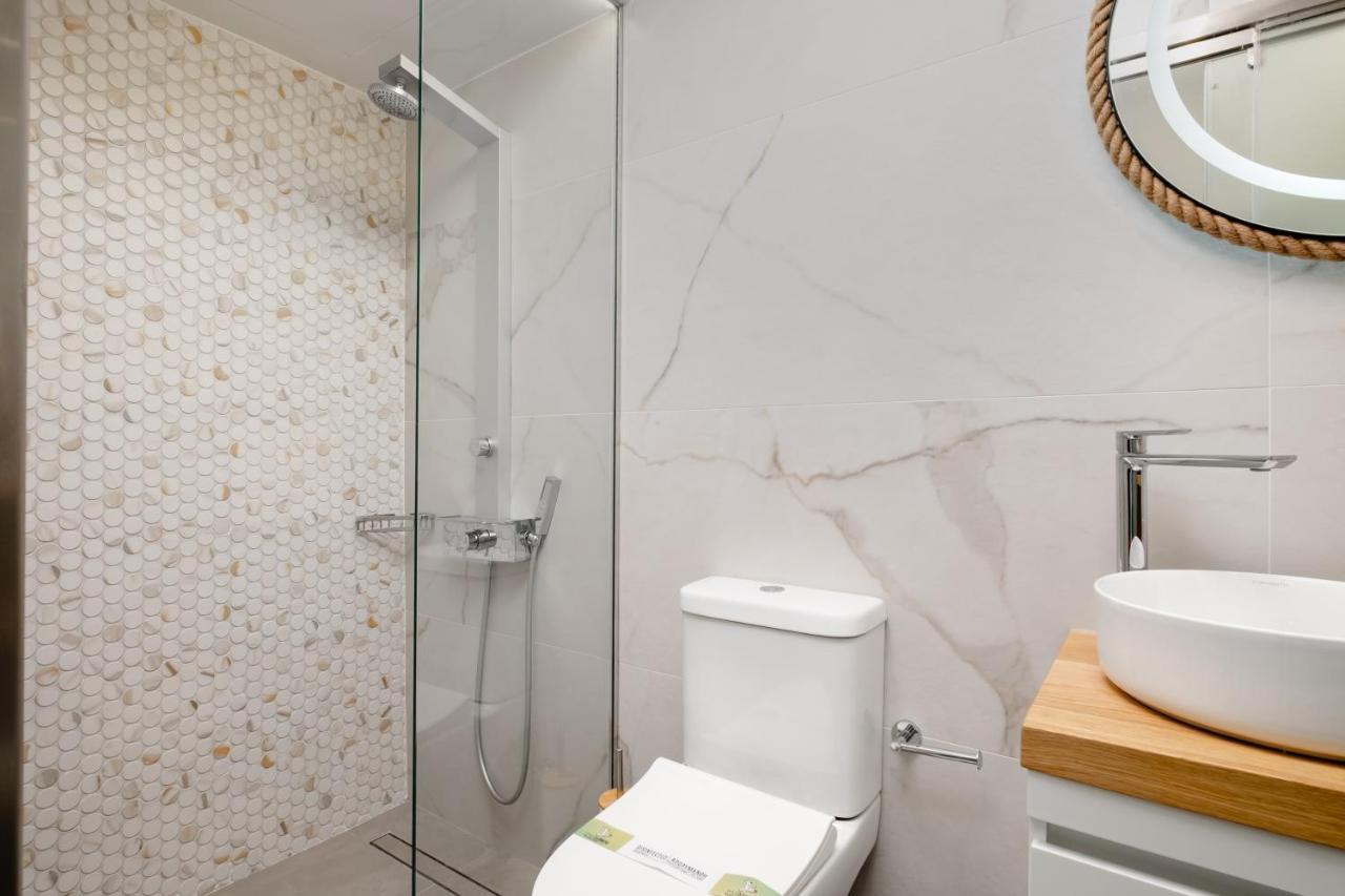 New Luxury Studio In The Heart Of Thiseio. 雅典 外观 照片