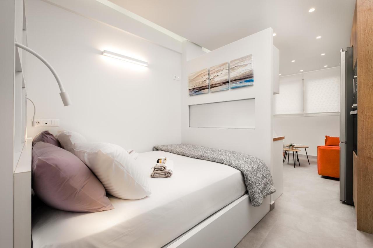 New Luxury Studio In The Heart Of Thiseio. 雅典 外观 照片